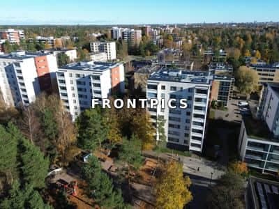 Täysikuu 10, Espoo