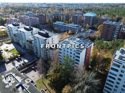 Täysikuu 10, Espoo